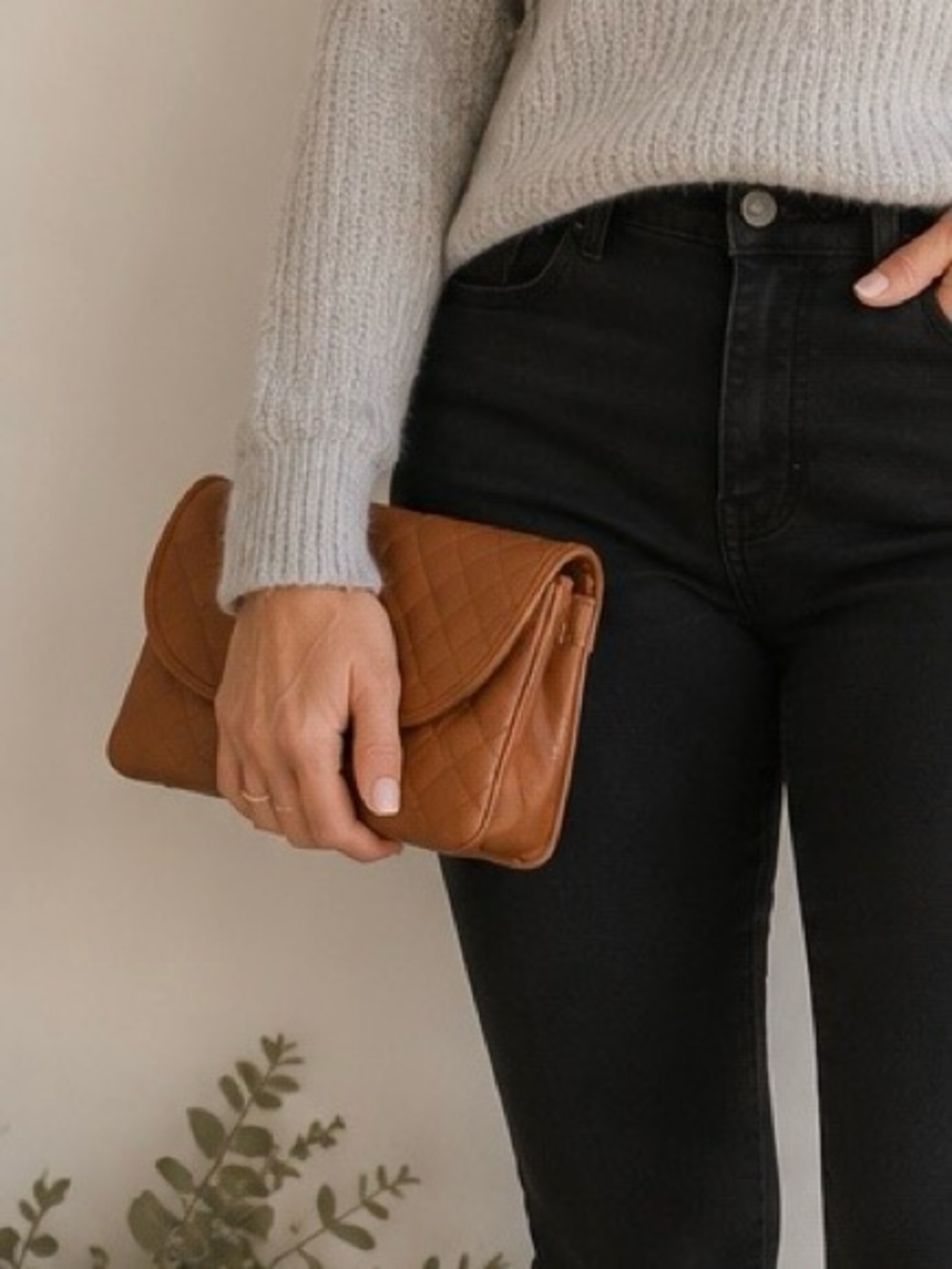 Steve Madden Large Clutch Turnkey Brown Gold Pockets